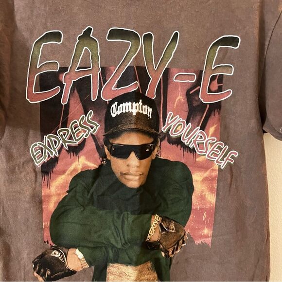 Eazy-E Shirt Adult Small Brown Express Yourself Licensed Band Tee NWOT - Picture 3 of 9